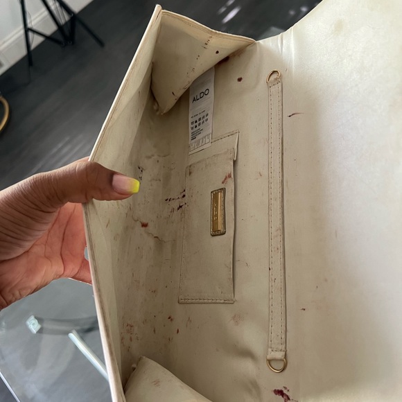 Aldo Clutch - Picture 4 of 4